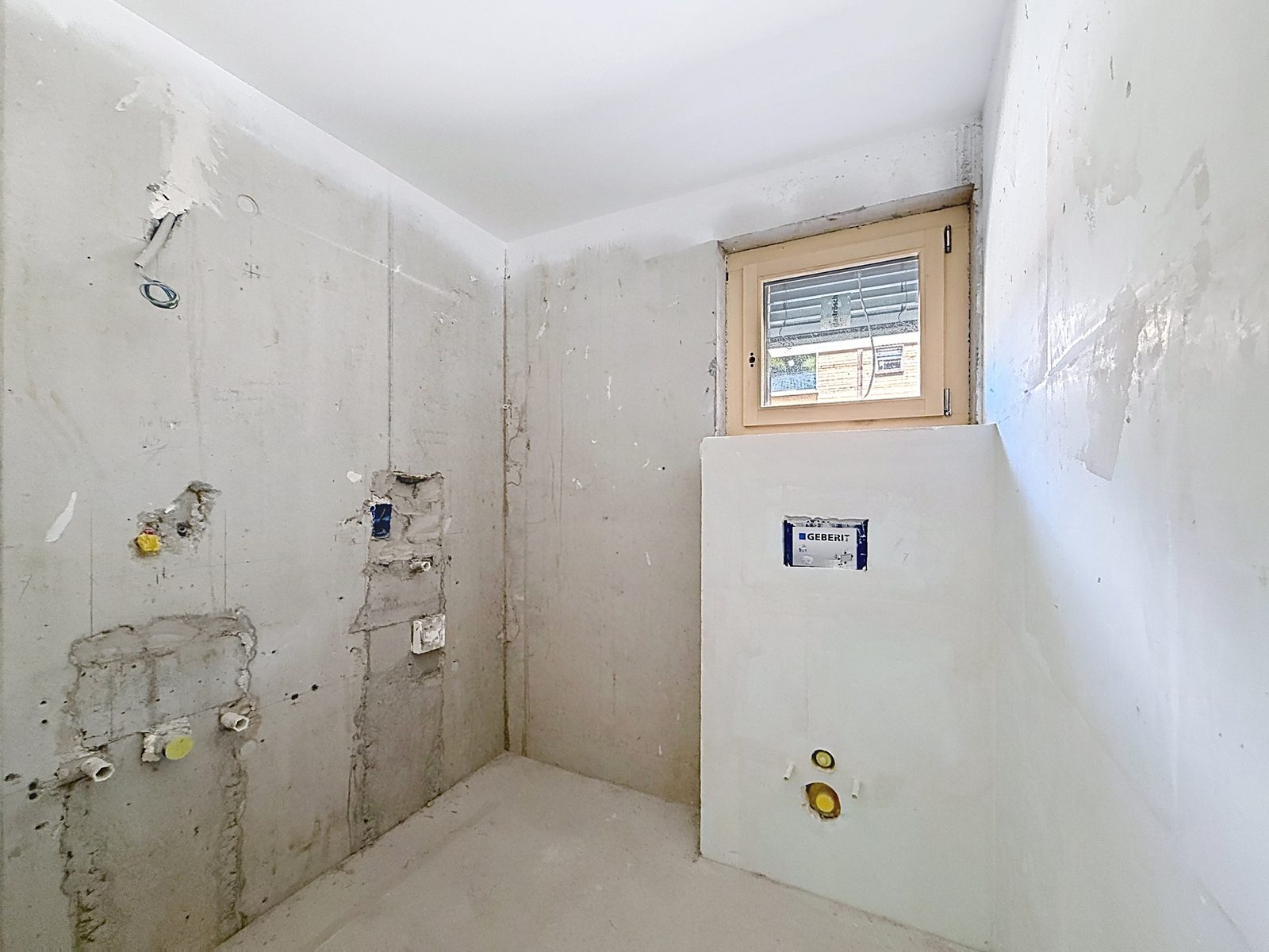 Pièce de l'appartement en construction